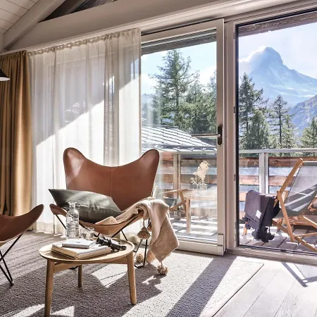 Otel Cervo Mountain