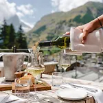 Cervo Mountain فندق 5*